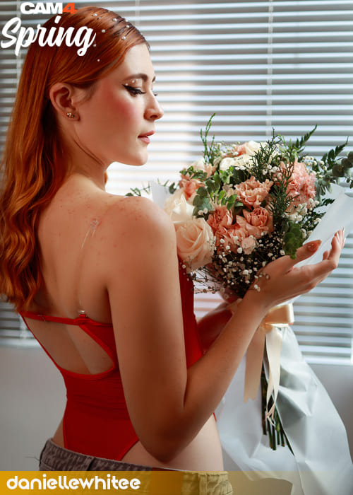 sexy glam redhair