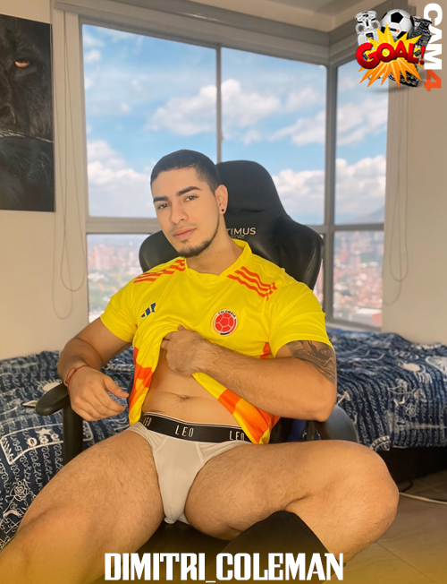 colombiano musculado sexy